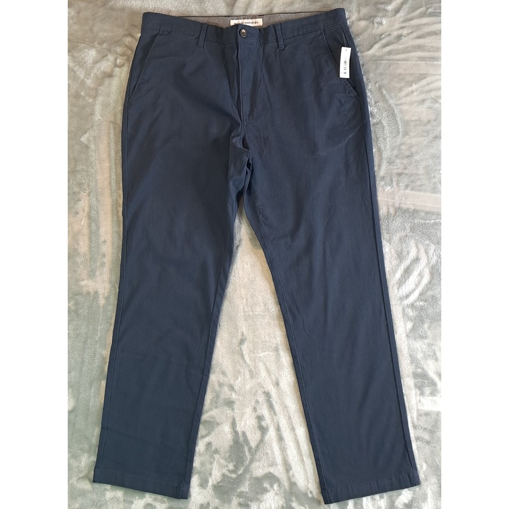 NWT Amazon Essentials Men's Slim Fit Stretch Chino Pants Navy Blue 36x32 New